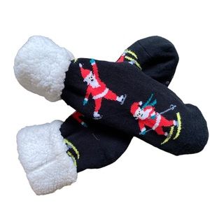 NWOT Old Navy Cozy Slipper Socks One Size Santa Black White Faux Fur